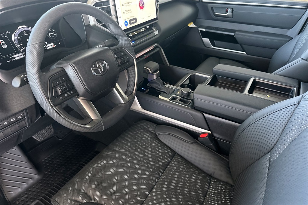2025 Toyota Tundra Limited CrewMax photo 10