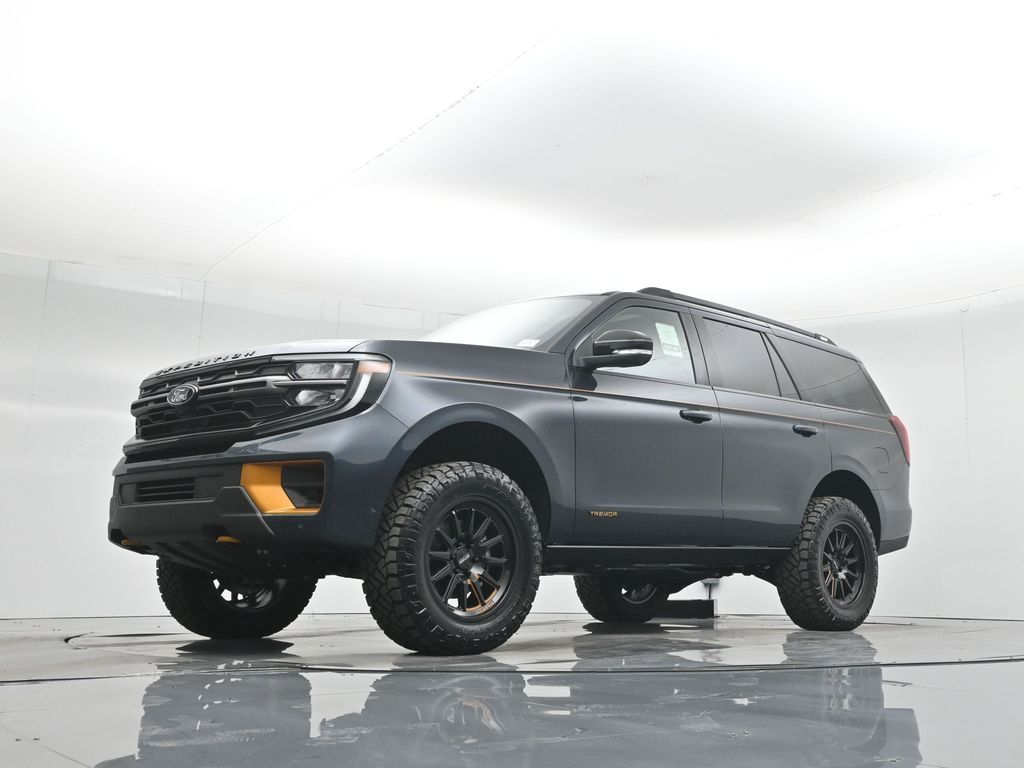 2025 Ford Expedition photo 46