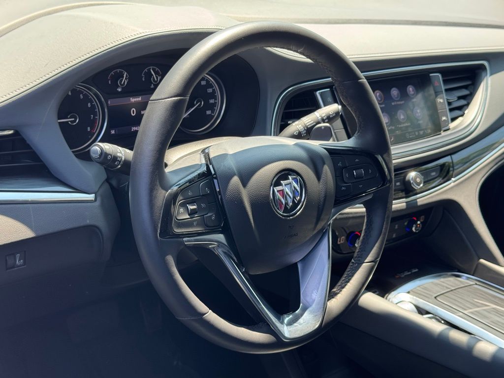 2023 Buick Enclave Essence photo 17