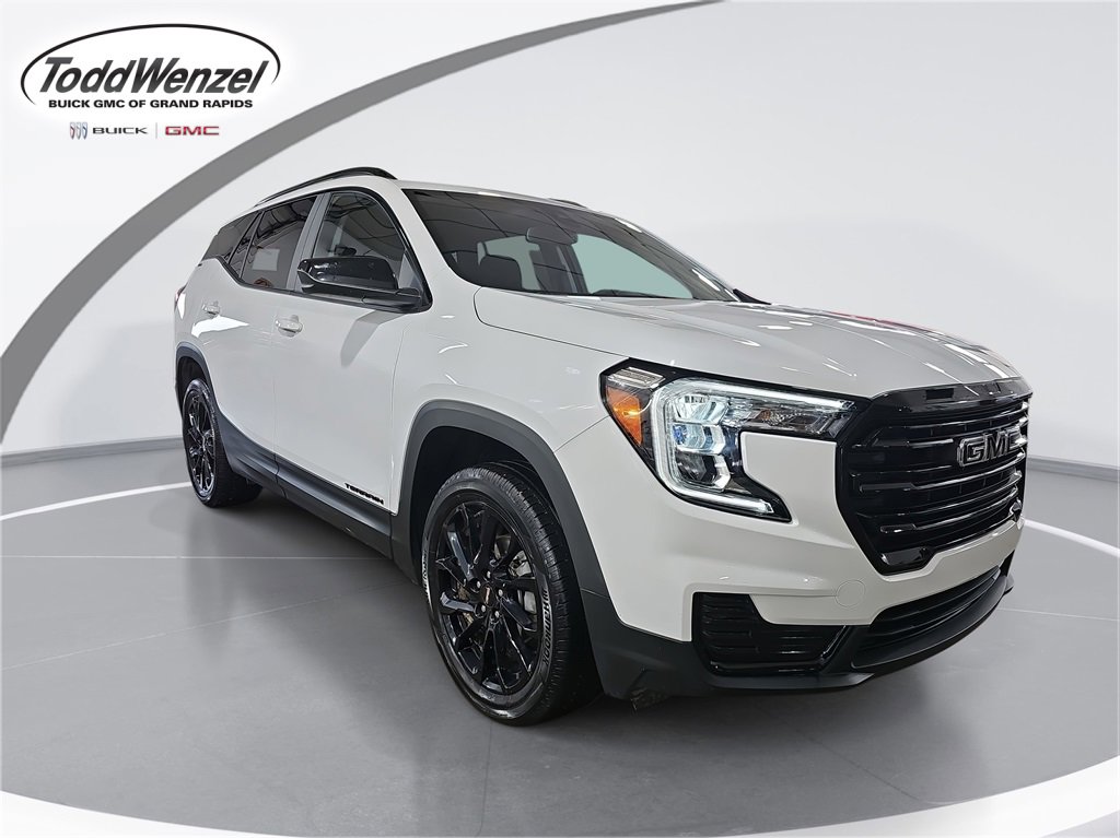 2023 GMC Terrain SLE's photo