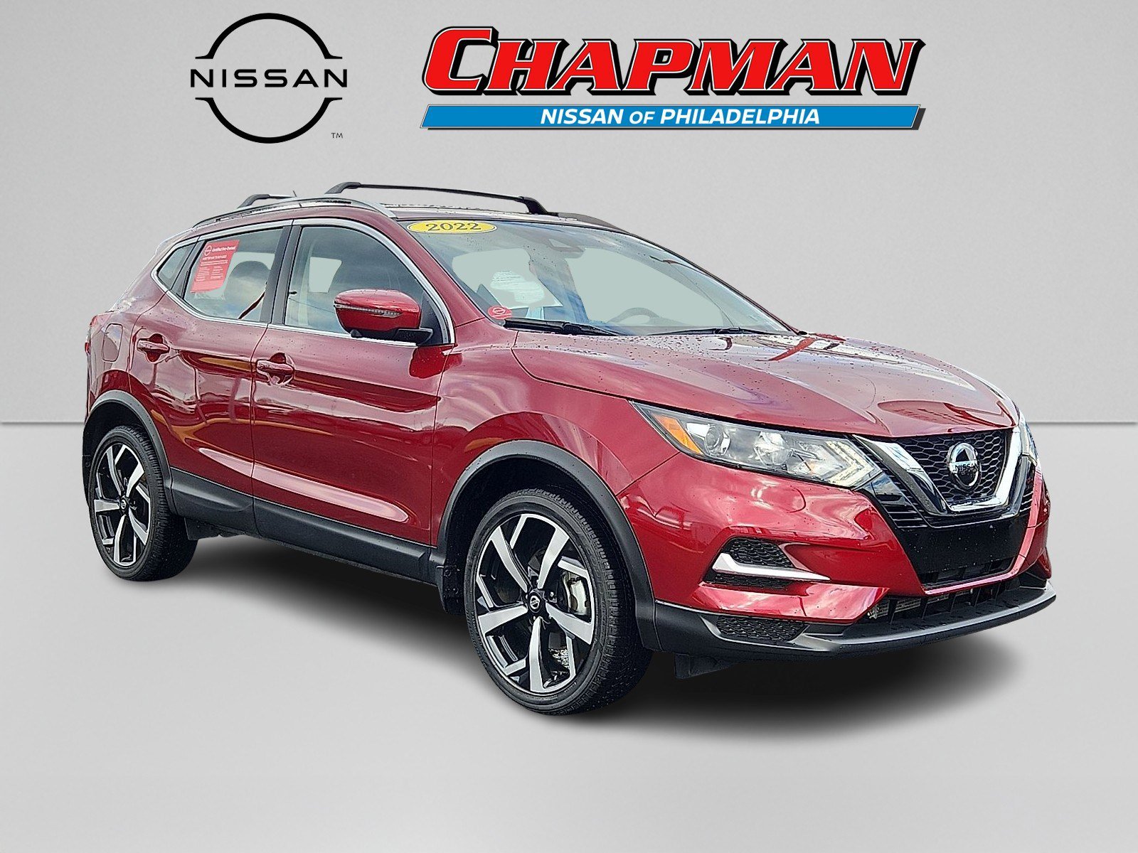 2022 Nissan Rogue Sport SL's photo