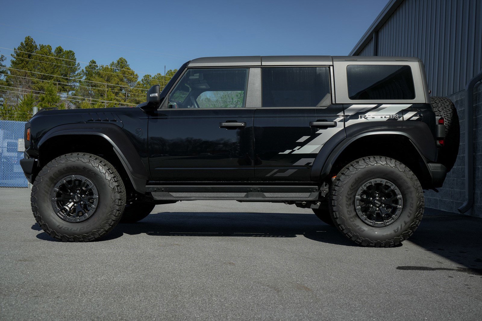 2024 Ford Bronco Raptor photo 3