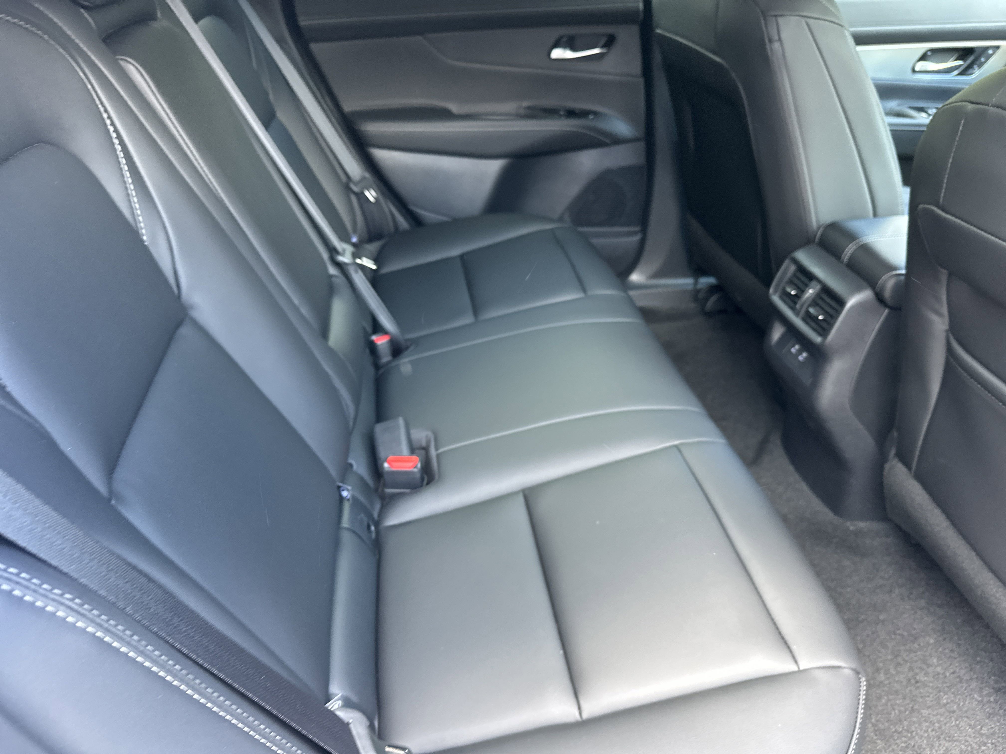 2025 Nissan Murano SL photo 12