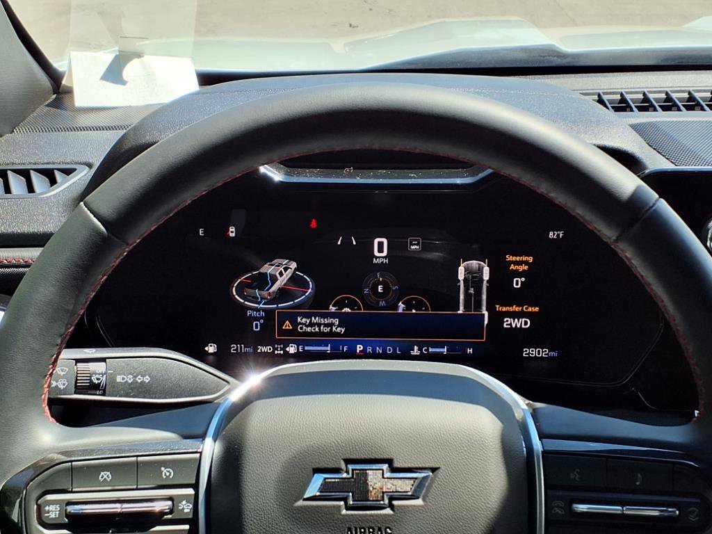 2025 Chevrolet Colorado Z71 photo 11