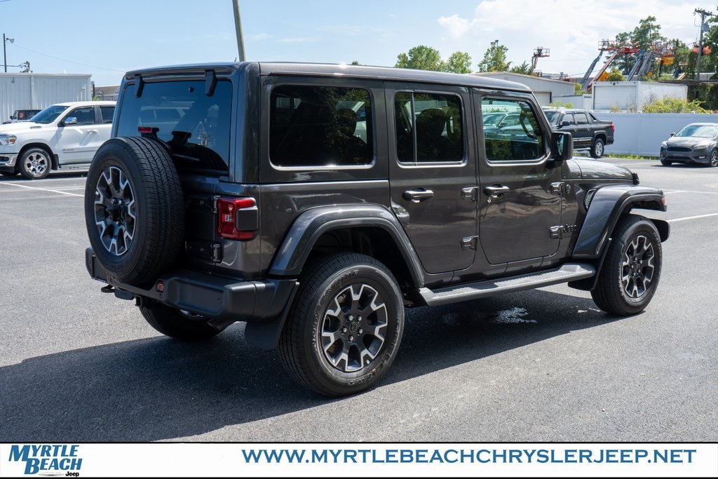 2025 Jeep Wrangler Sahara photo 6