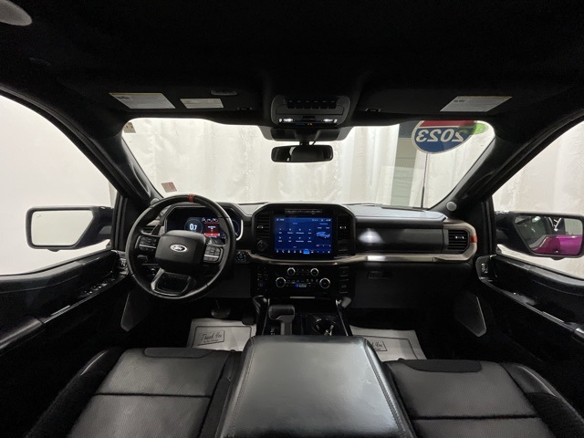 2023 Ford F-150 Raptor photo 16