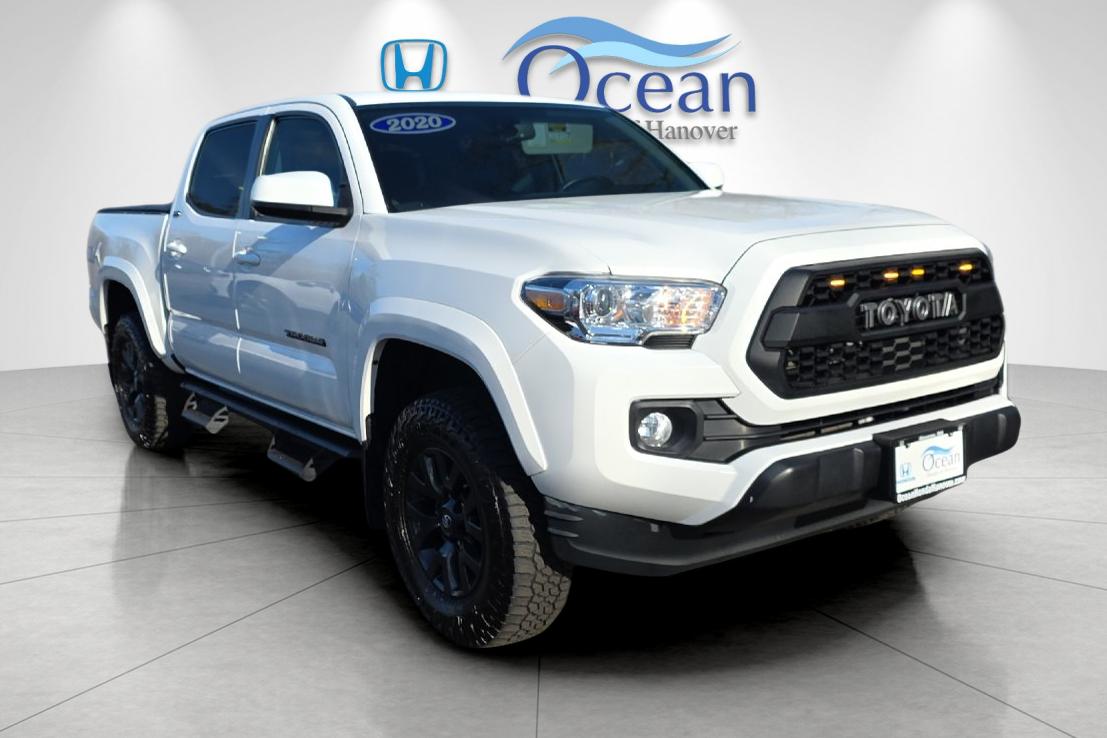 2020 Toyota Tacoma SR5's photo
