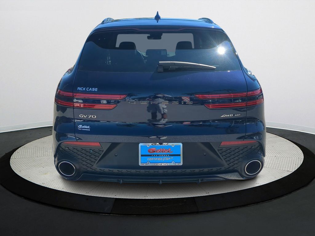 2024 Genesis GV70 3.5T Sport photo 5