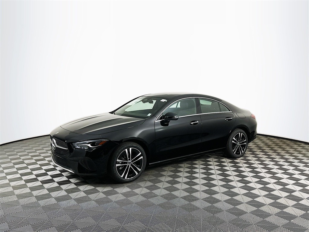 2025 Mercedes Benz CLA 250 4MATIC photo 2
