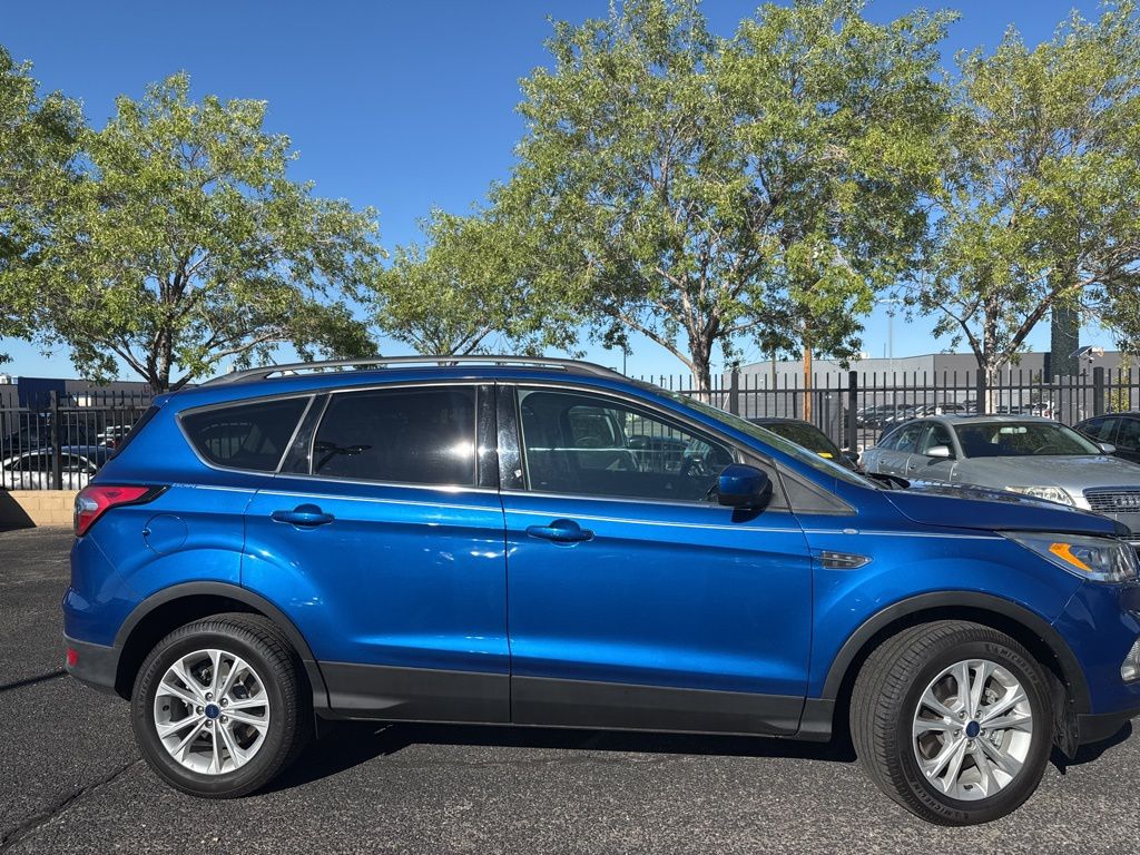 2018 Ford Escape SEL photo 4