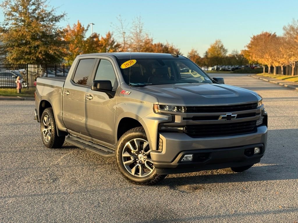 2020 Chevrolet Silverado 1500 RST photo 2