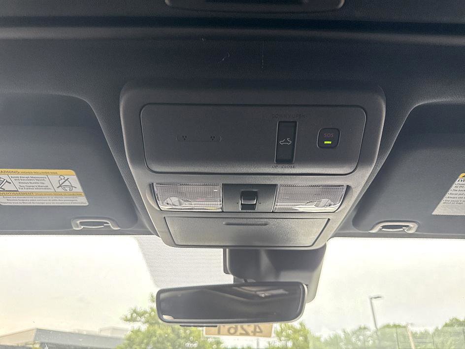 2025 Nissan Frontier PRO-4X photo 17