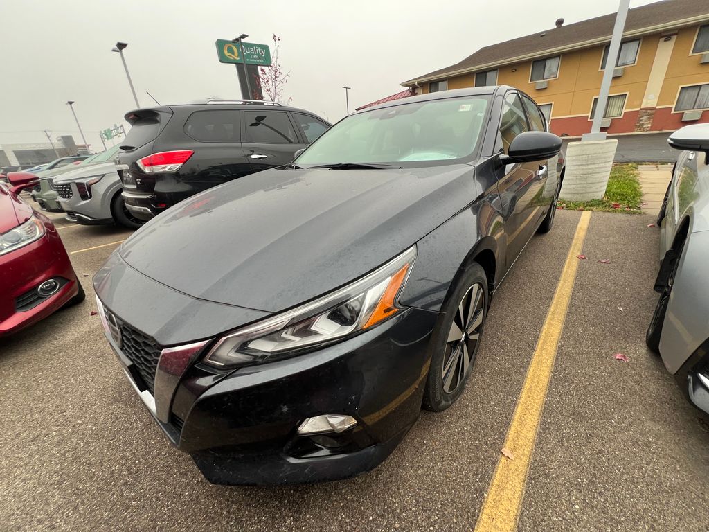 2020 Nissan Altima 2.5 SV photo 3