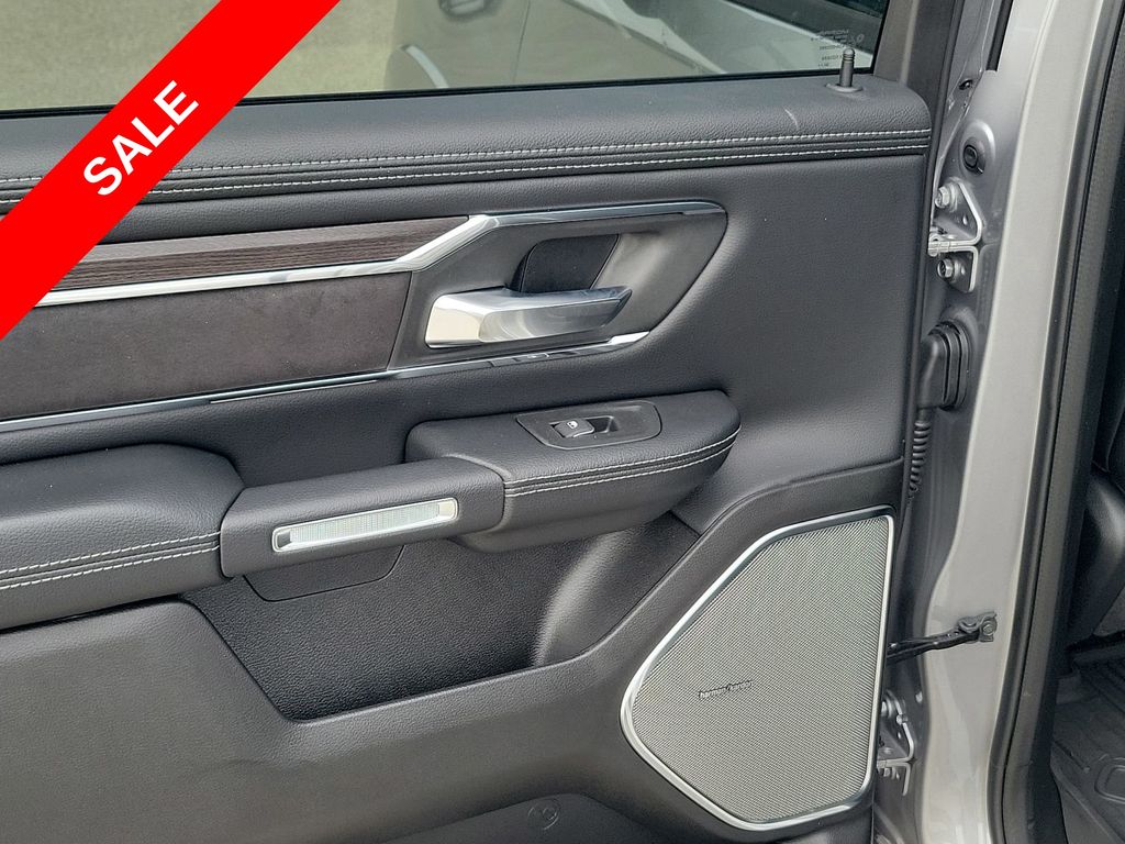 2025 Ram 1500 Laramie photo 43