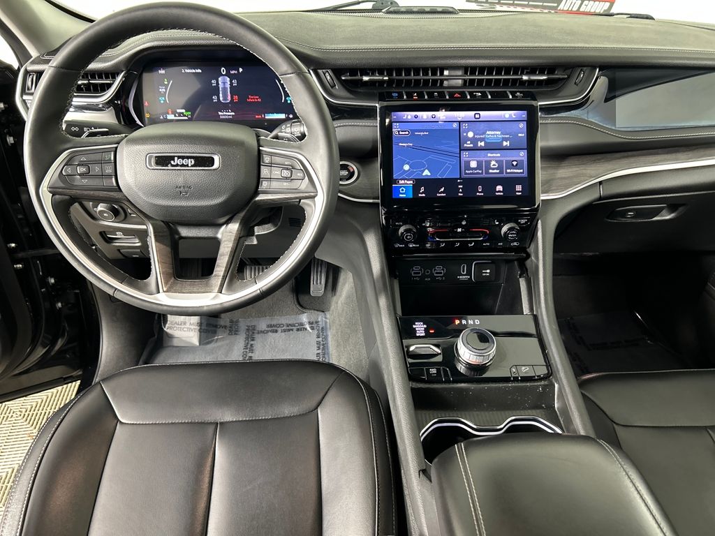 2024 Jeep Cherokee Limited 4xe photo 3