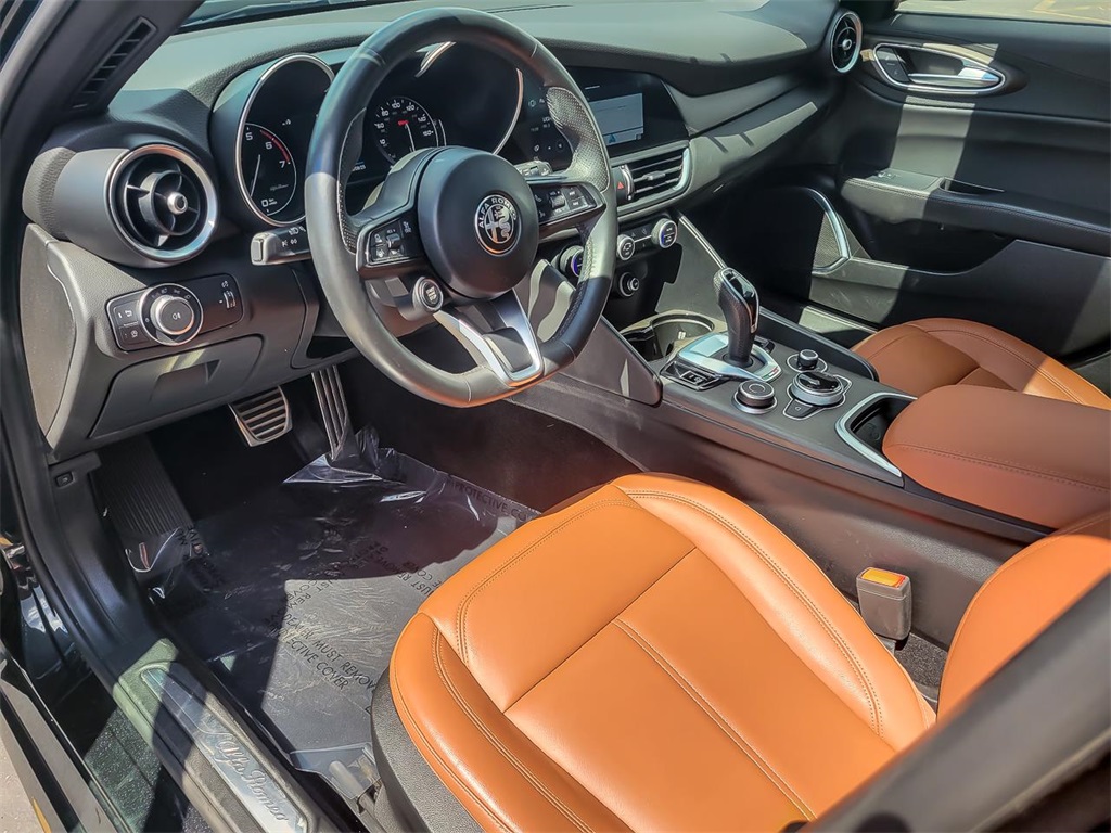 2023 Alfa Romeo Giulia Ti photo 9