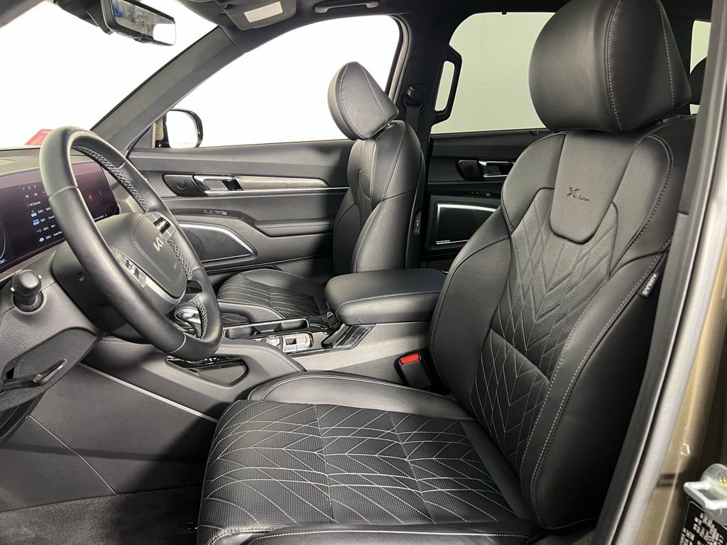 2023 Kia Telluride X-Line photo 15