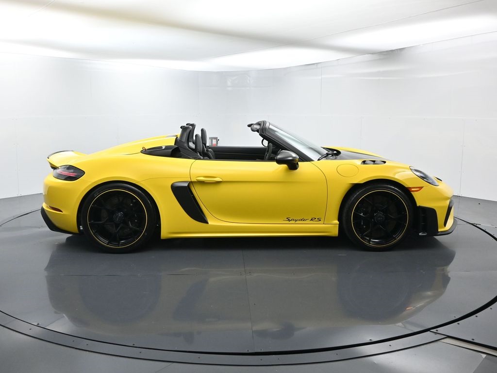 2024 Porsche Boxster Spyder photo 13