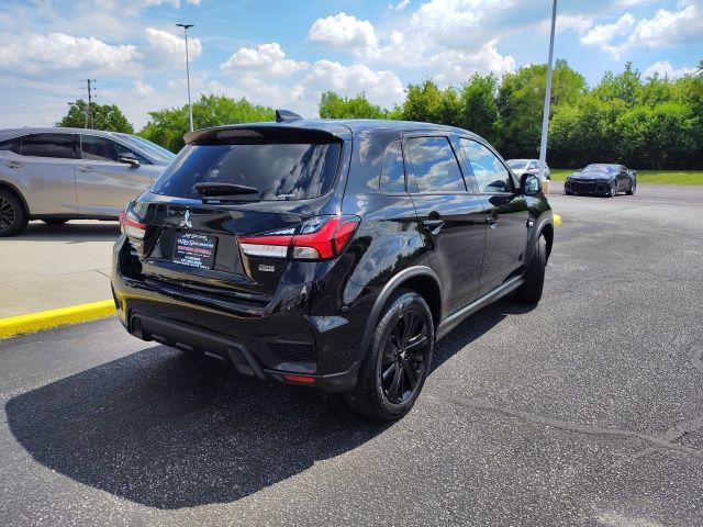 2025 Mitsubishi Outlander Sport LE photo 7