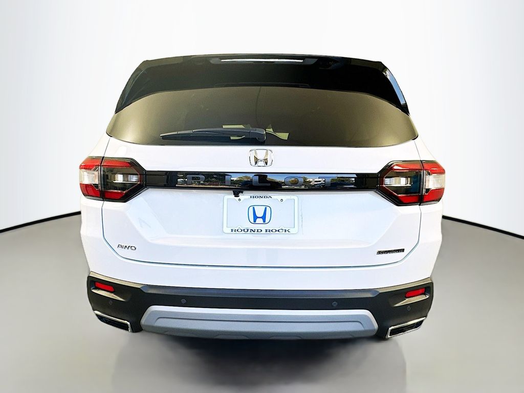 2025 Honda Pilot Touring photo 4