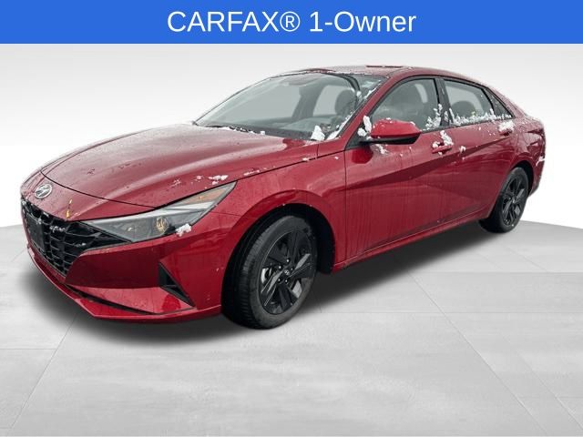 2023 Hyundai Elantra SEL's photo