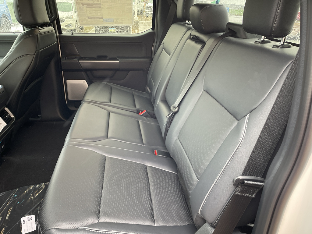 2025 Ford F-150 Lariat photo 19