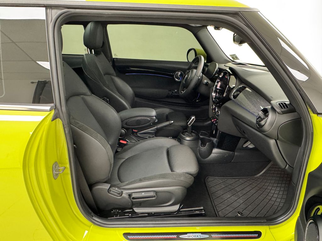 2024 Mini Cooper Hardtop John Cooper Works photo 13