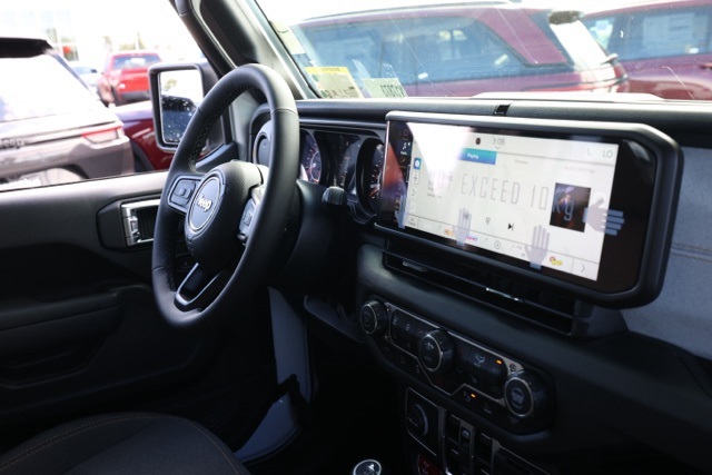 New 2025 Bright White Clear-Coat Exterior Paint Jeep Willys image 18