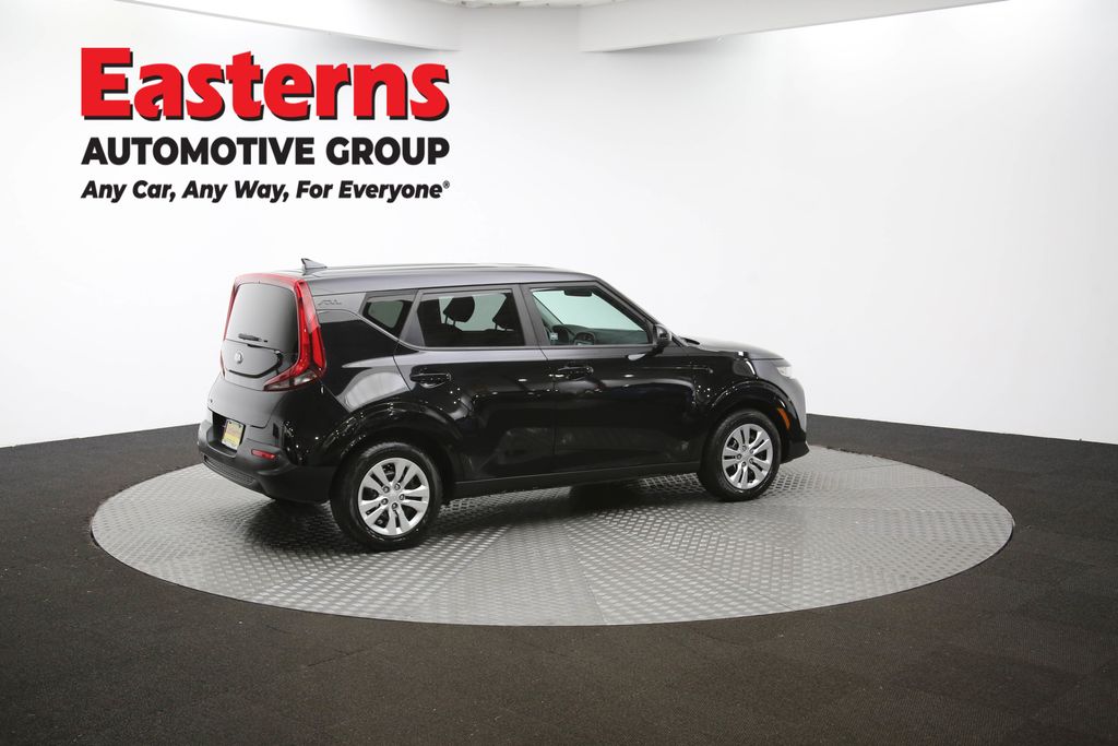 2021 Kia Soul LX photo 33