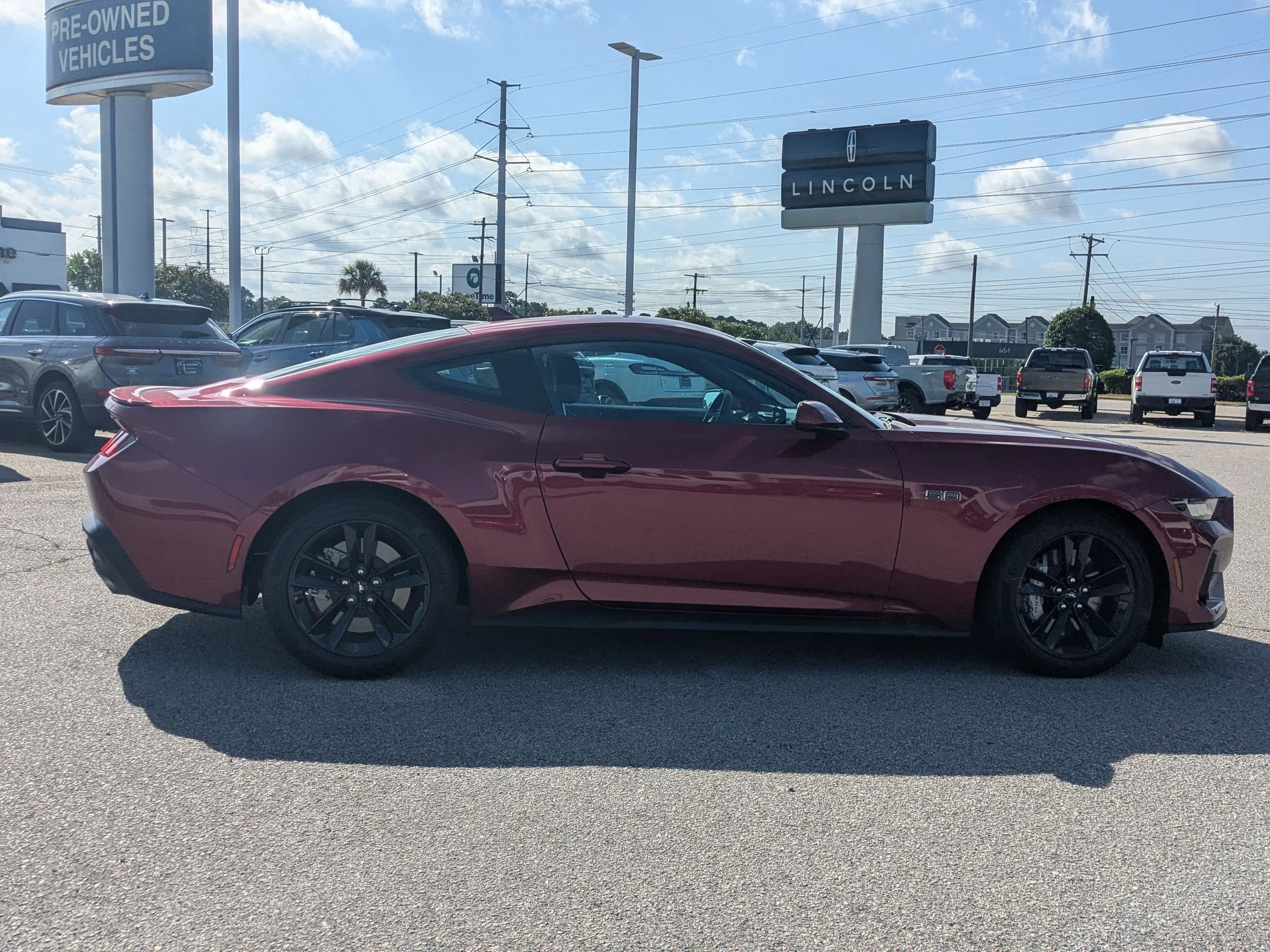 2025 Ford Mustang GT photo 3