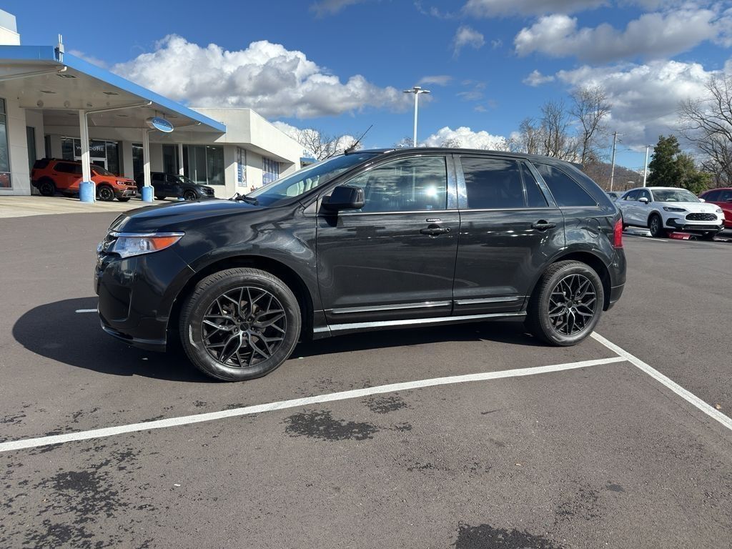 2011 Ford Edge Sport photo 2