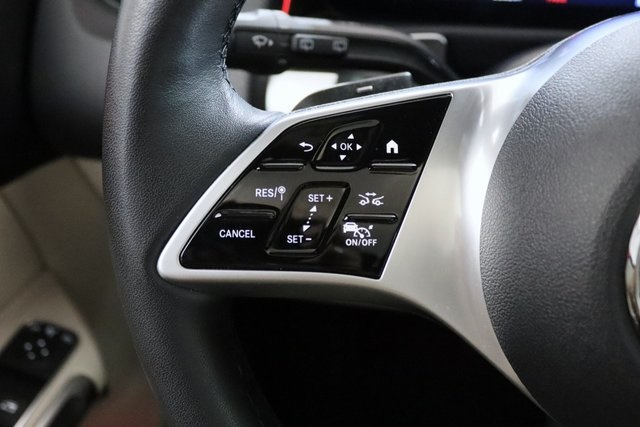 2025 Mercedes Benz GLB 250 4MATIC photo 5