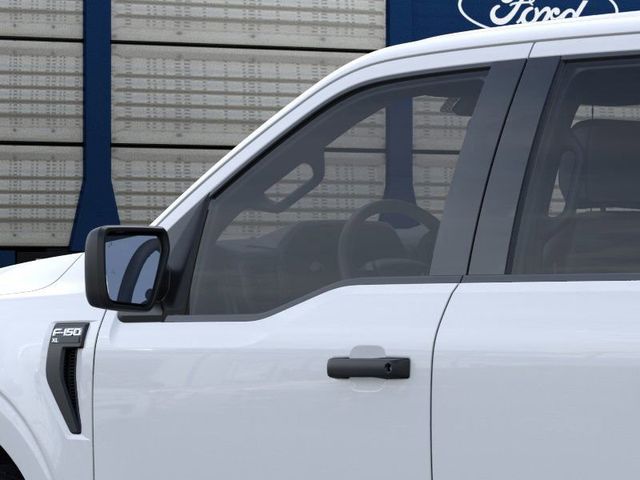 2025 Ford F-150 XL photo 4