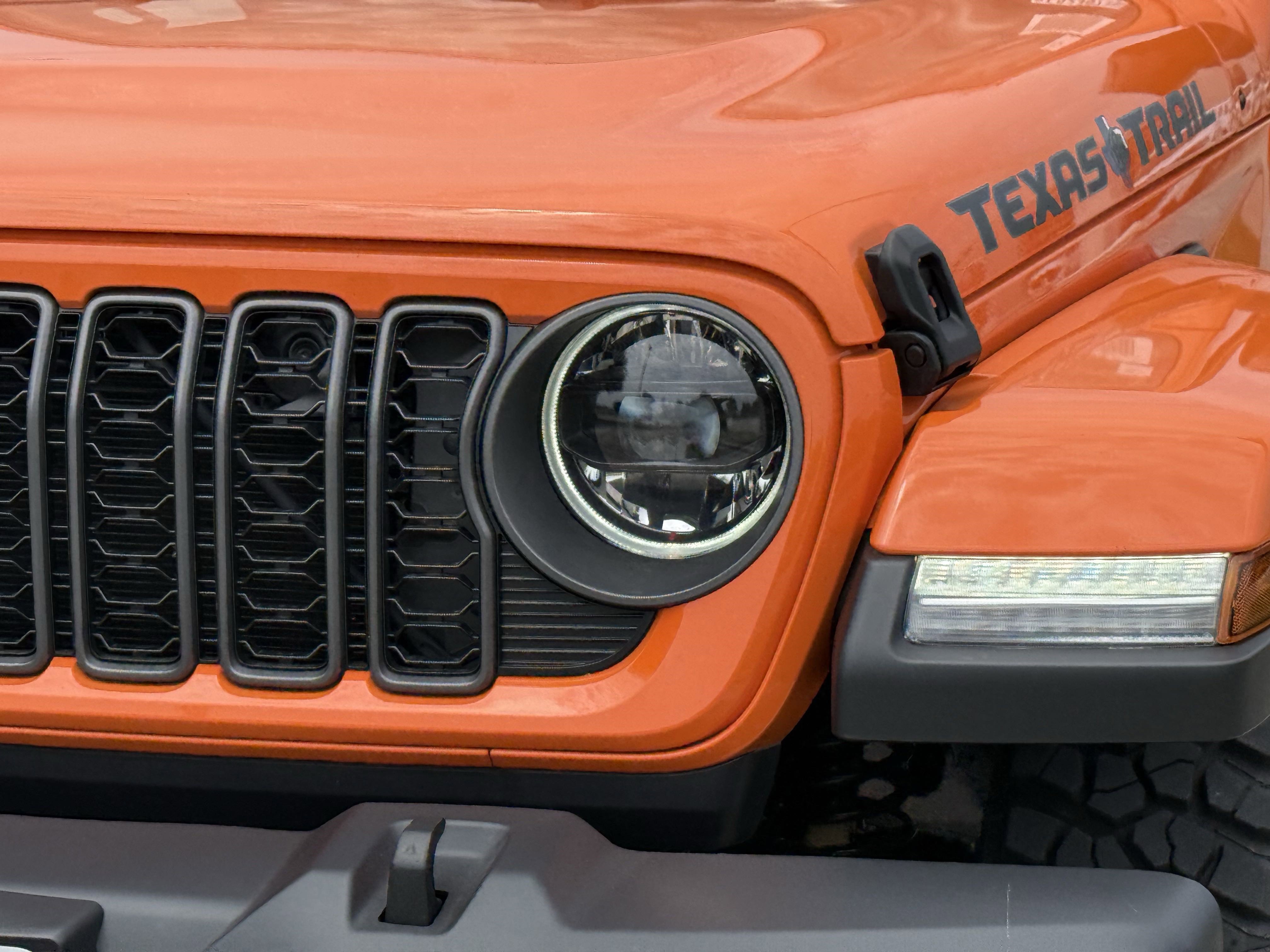 2025 Jeep Gladiator Texas Trail photo 4