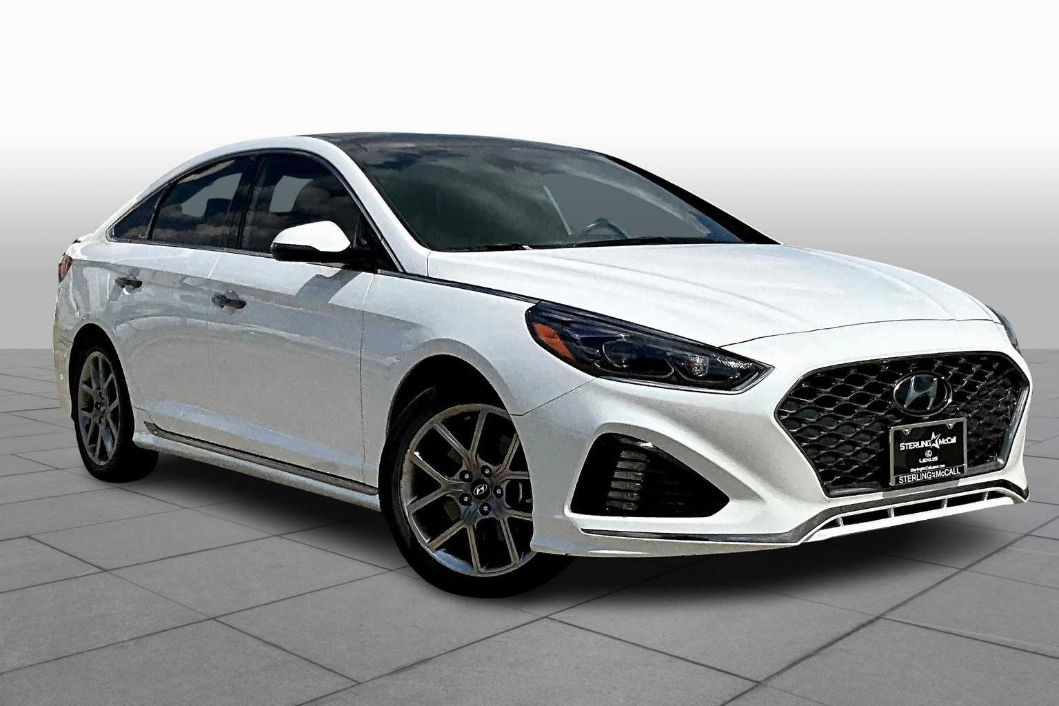 2018 Hyundai Sonata Limited photo 2