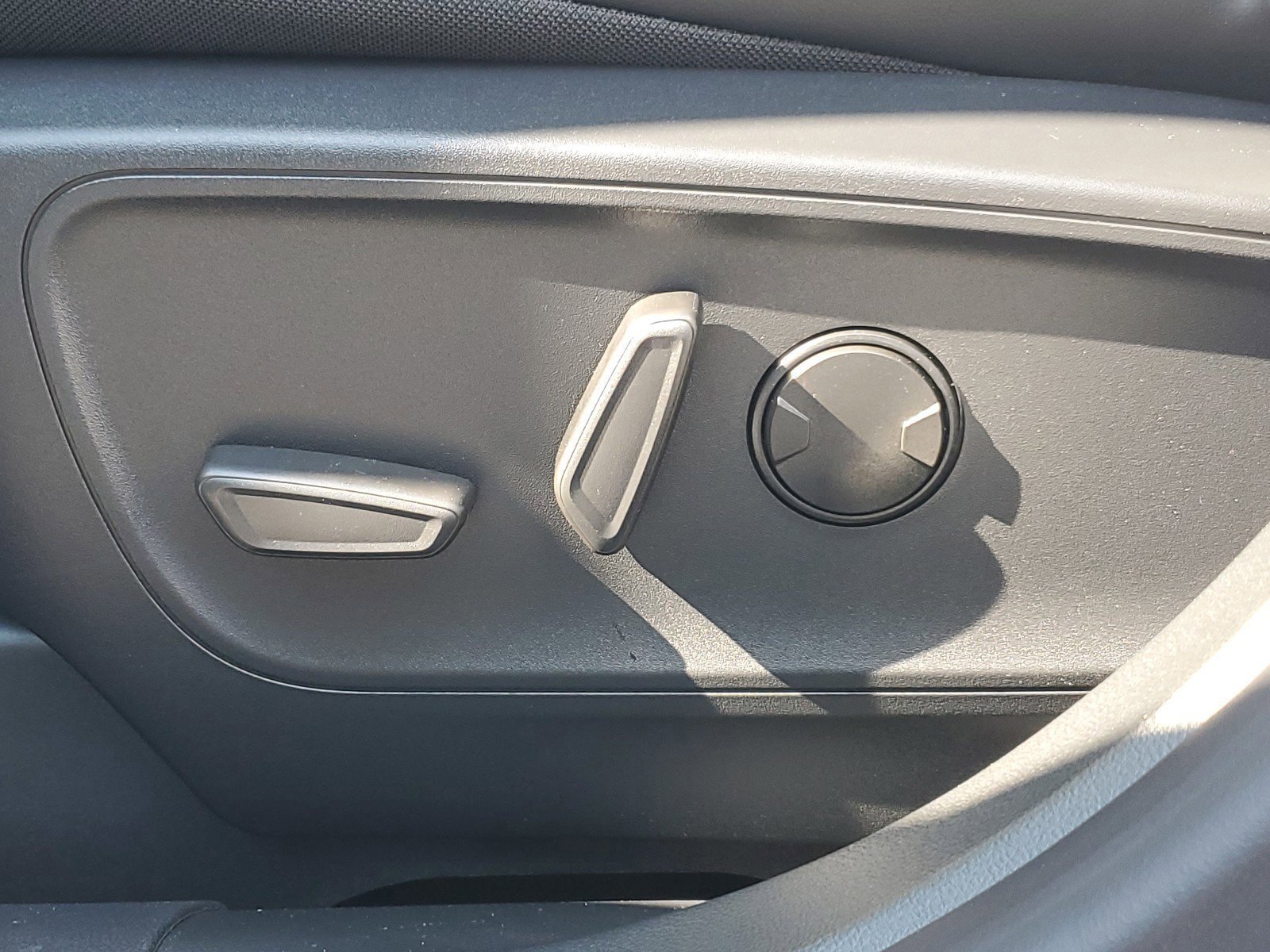 2024 Ford Escape Plug-In Hybrid photo 9