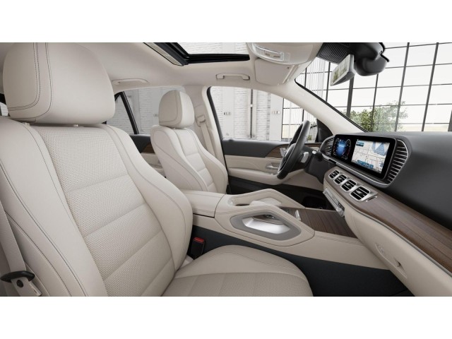 2026 Mercedes Benz GLE 350 4MATIC photo 4