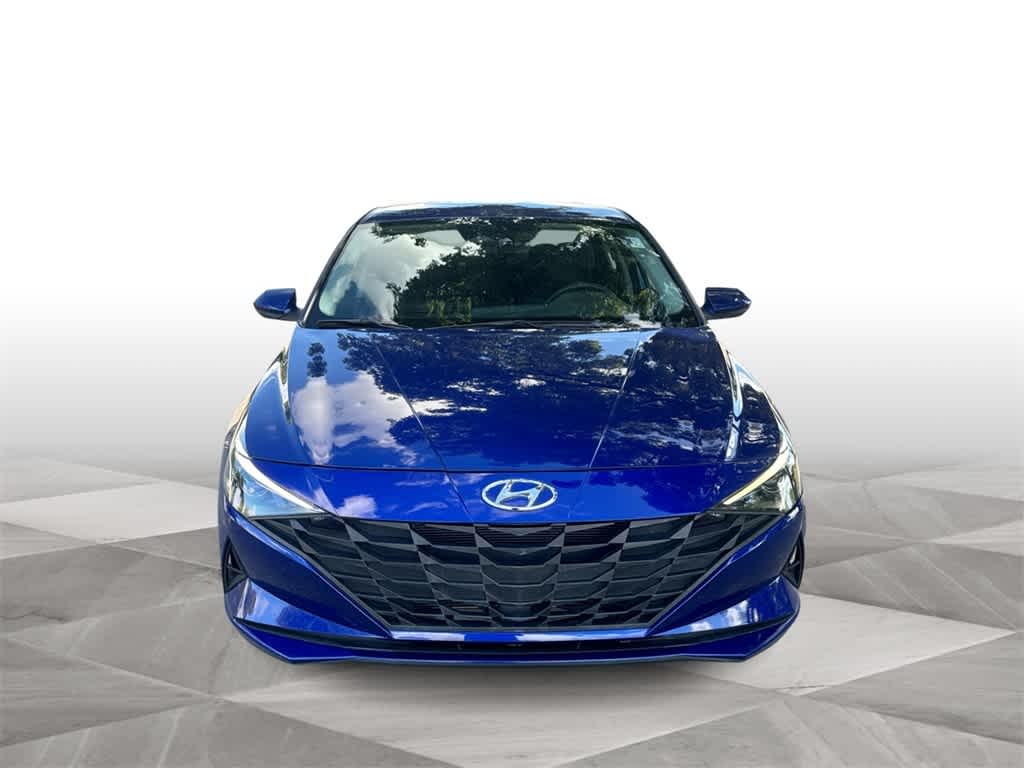 2023 Hyundai Elantra SEL Convenience photo 3