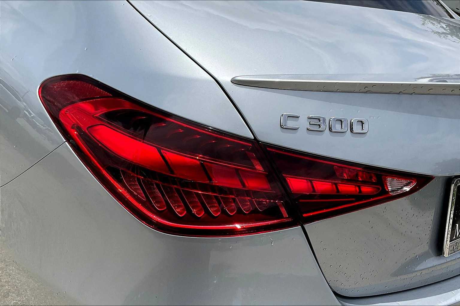 2025 Mercedes Benz C 300 photo 5
