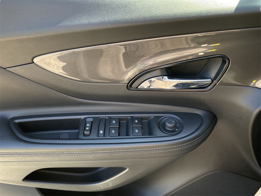 2022 Buick Encore Preferred photo 15