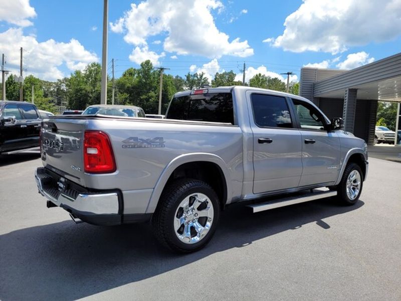 2025 Ram 1500 Big Horn photo 8