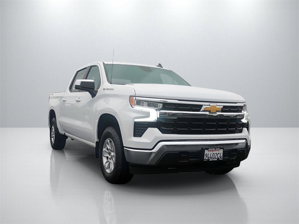 2025 Chevrolet Silverado 1500 LT's photo