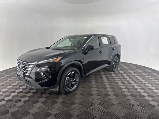 2024 Nissan Rogue SV photo 2