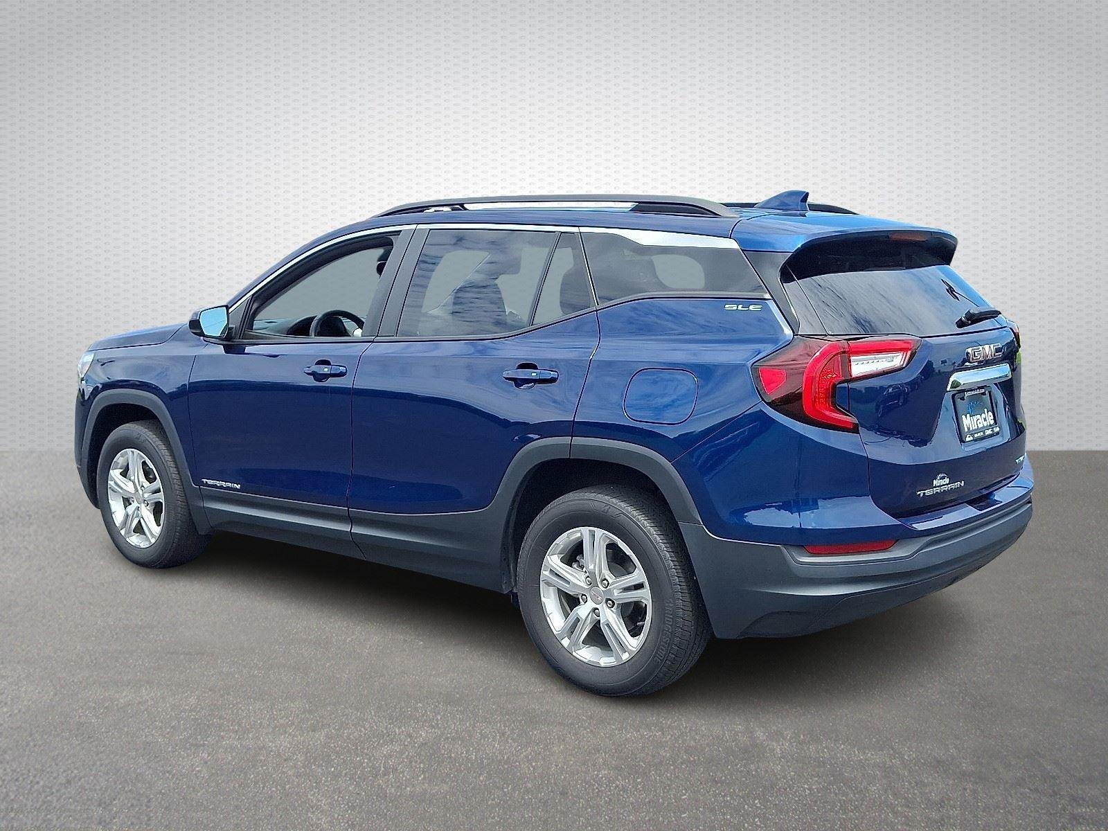2022 Gmc Terrain SLE photo 2