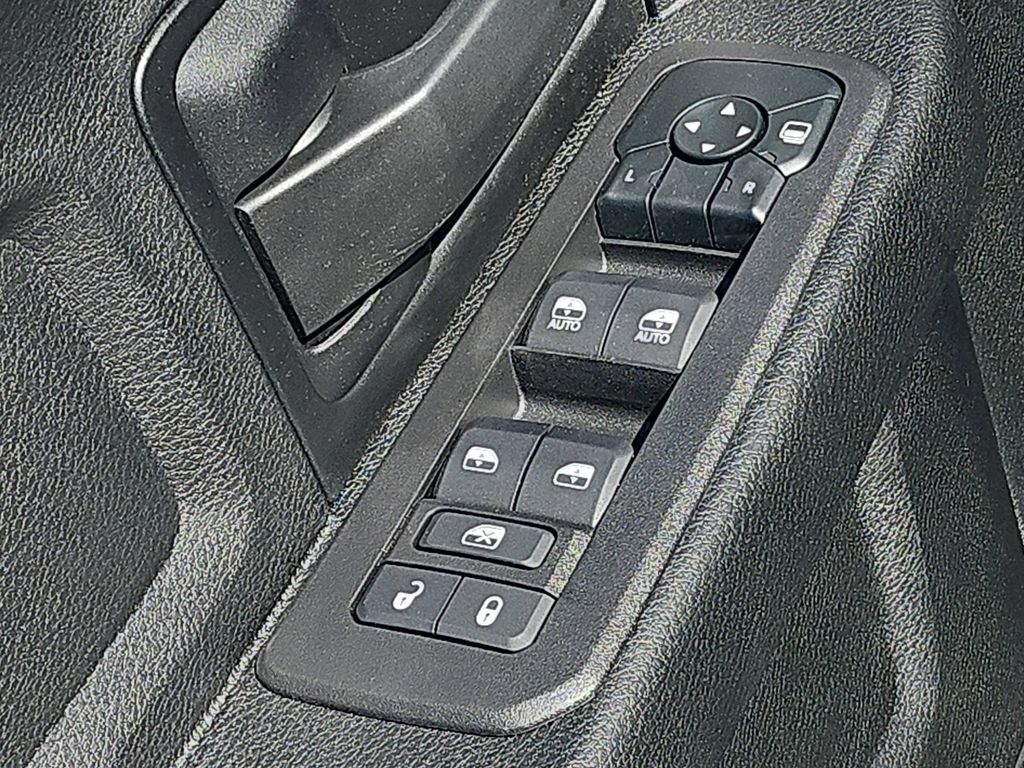 2026 Ram 3500 Tradesman photo 27