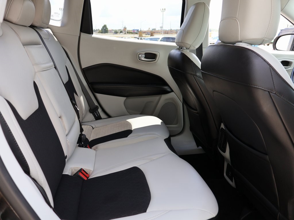 2018 Jeep Compass Latitude photo 11
