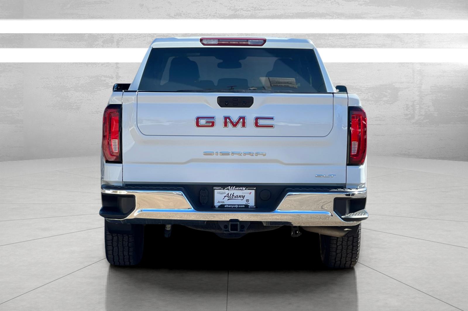 2024 Gmc Sierra 1500 SLT photo 4