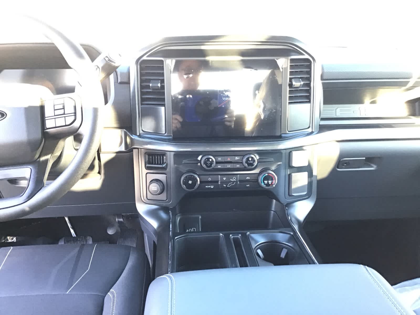 2025 Ford F-150 STX photo 11