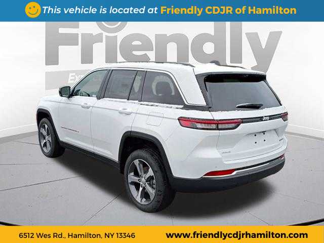 2025 Jeep Grand Cherokee Limited photo 2