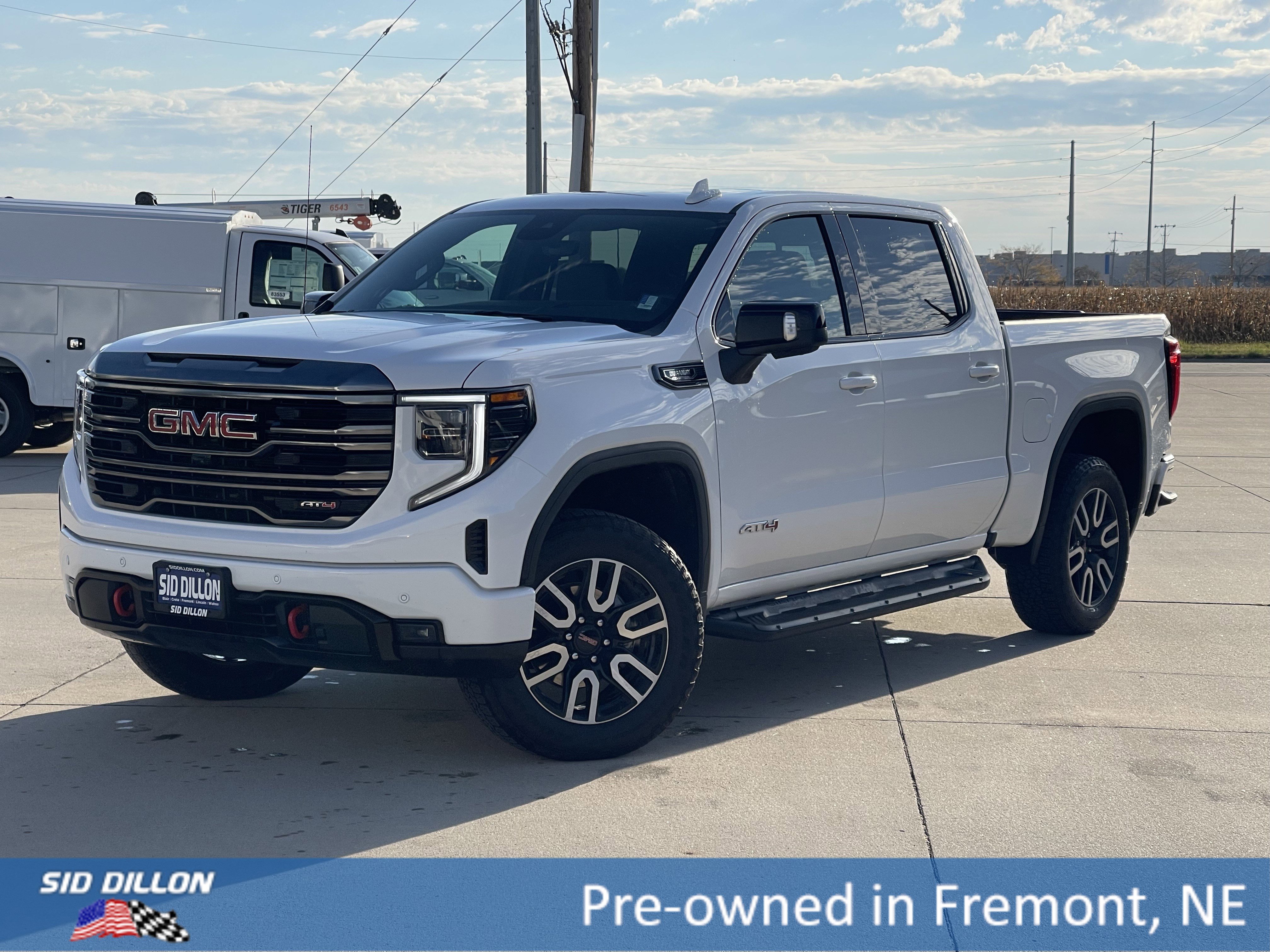 2023 GMC Sierra 1500 AT4's photo